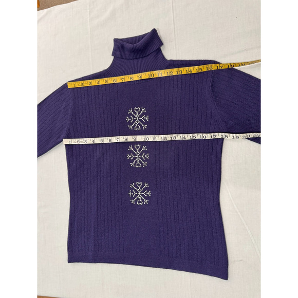 Meister Sweater Sz S Women’s Wool Acrylic Pullover Turtleneck Purple Snowflake - Picture 7 of 8